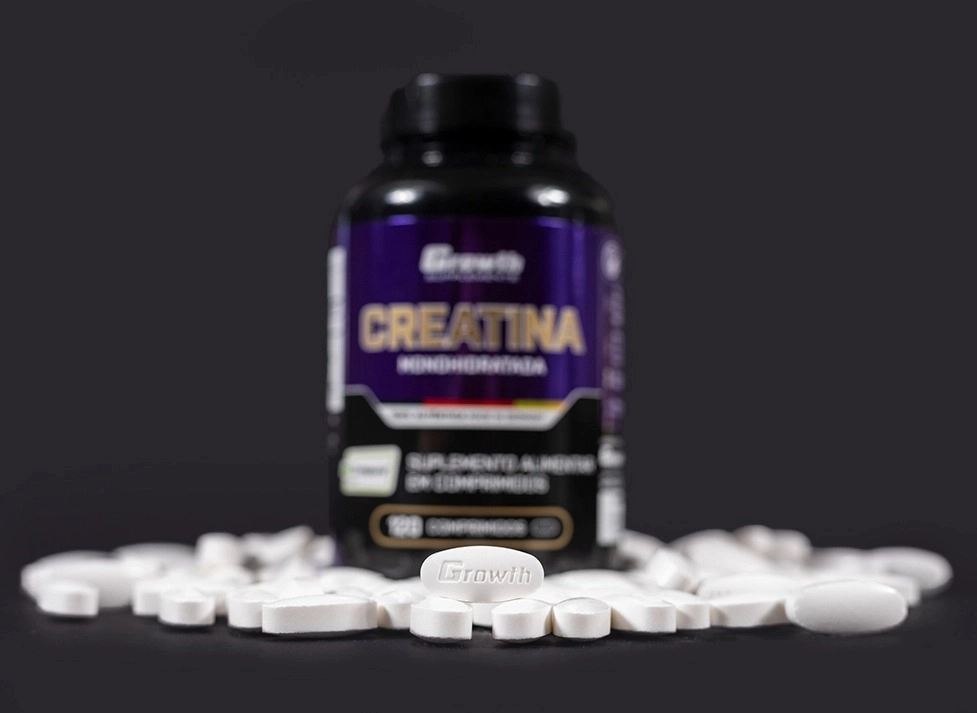CREATINA (Creapure®) 120 COMPRIMIDOS - Growth Supplements com comprimidos em baixo da embalagem