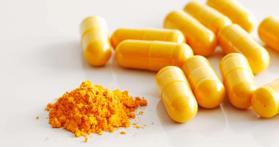 GROWTH SUPPLEMENTS - Imagem ilustrativa cápsulas de cor laranja