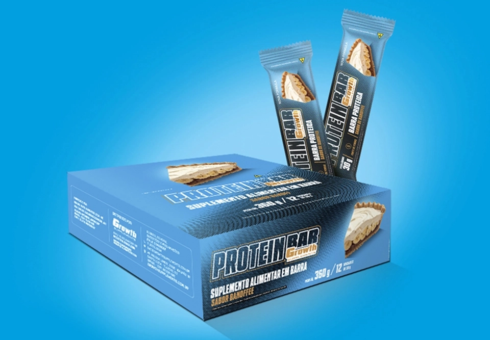 Embalagem de PROTEIN BAR 30G - Growth Supplements e 2  barrinhas atrás