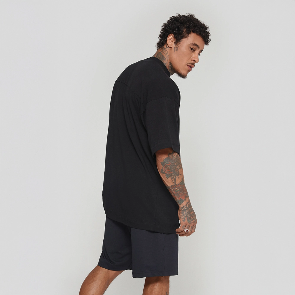 Camiseta Tecno Growth Oversized Preta