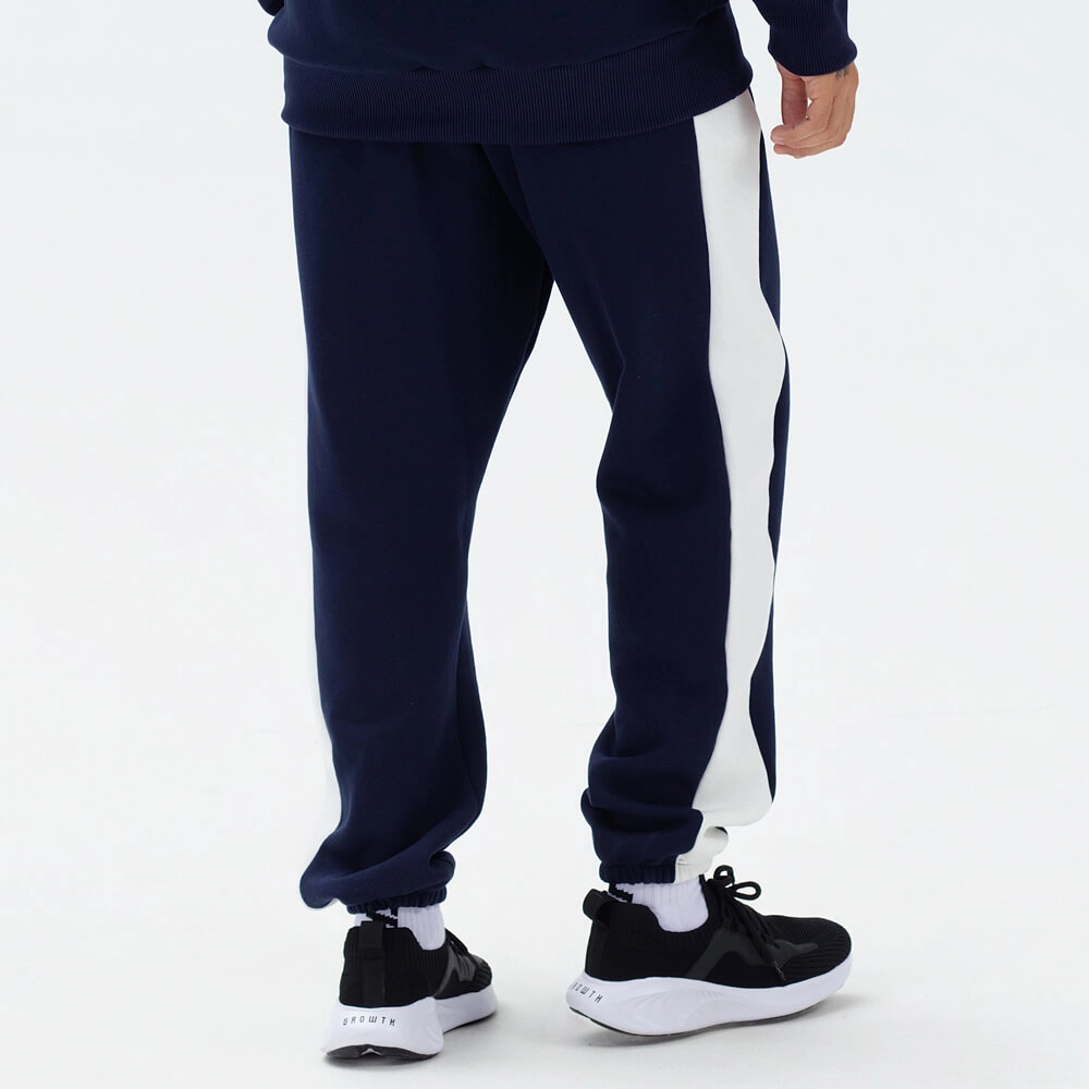 Calça moletom faixa lateral azul com off white