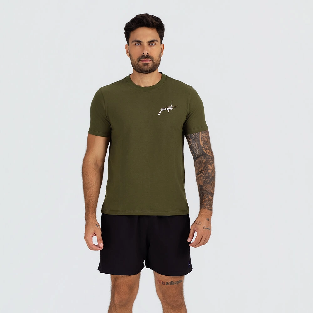Camiseta Growth manga curta com silk logo verde militar