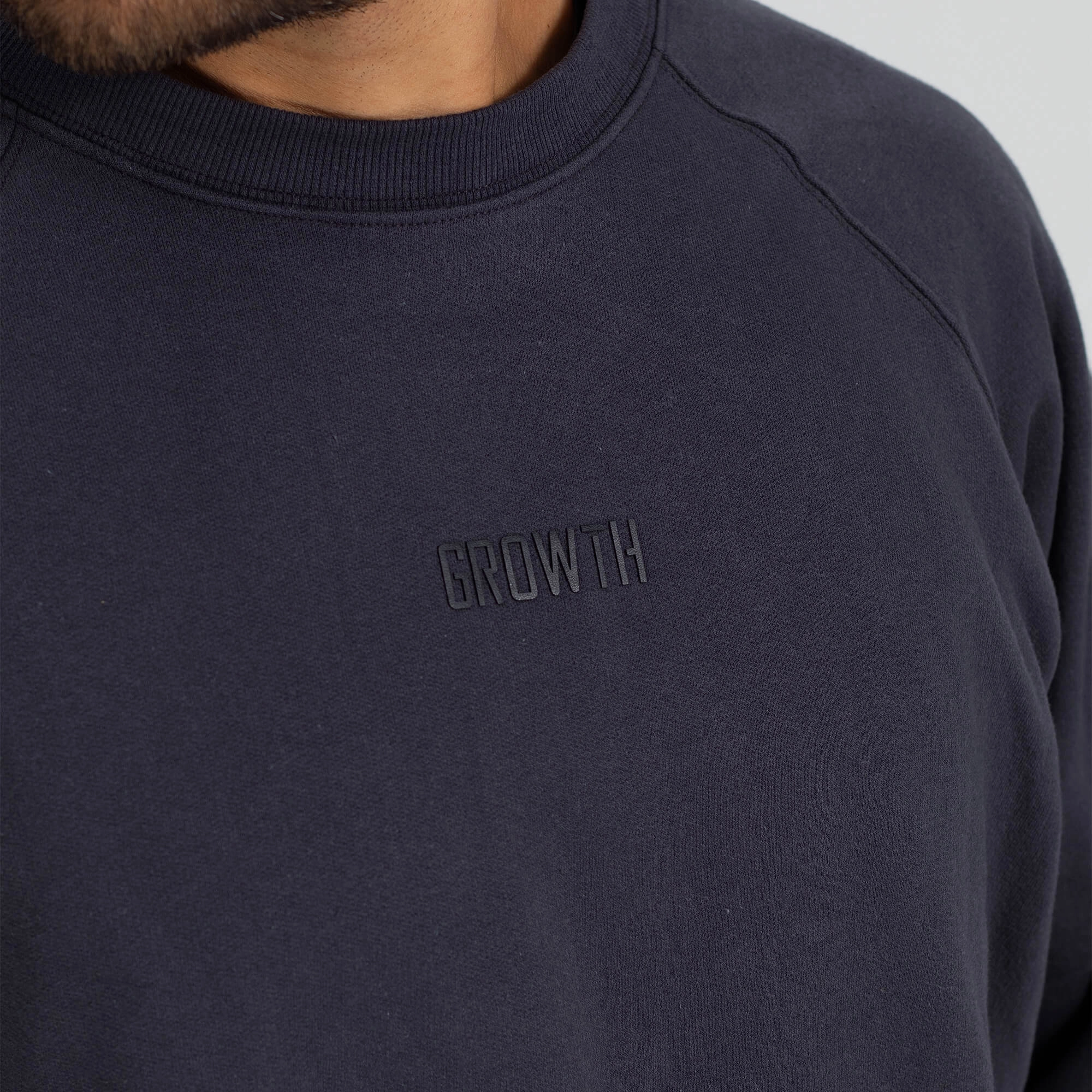 Moletom Growth gola careca alongado cinza grafite