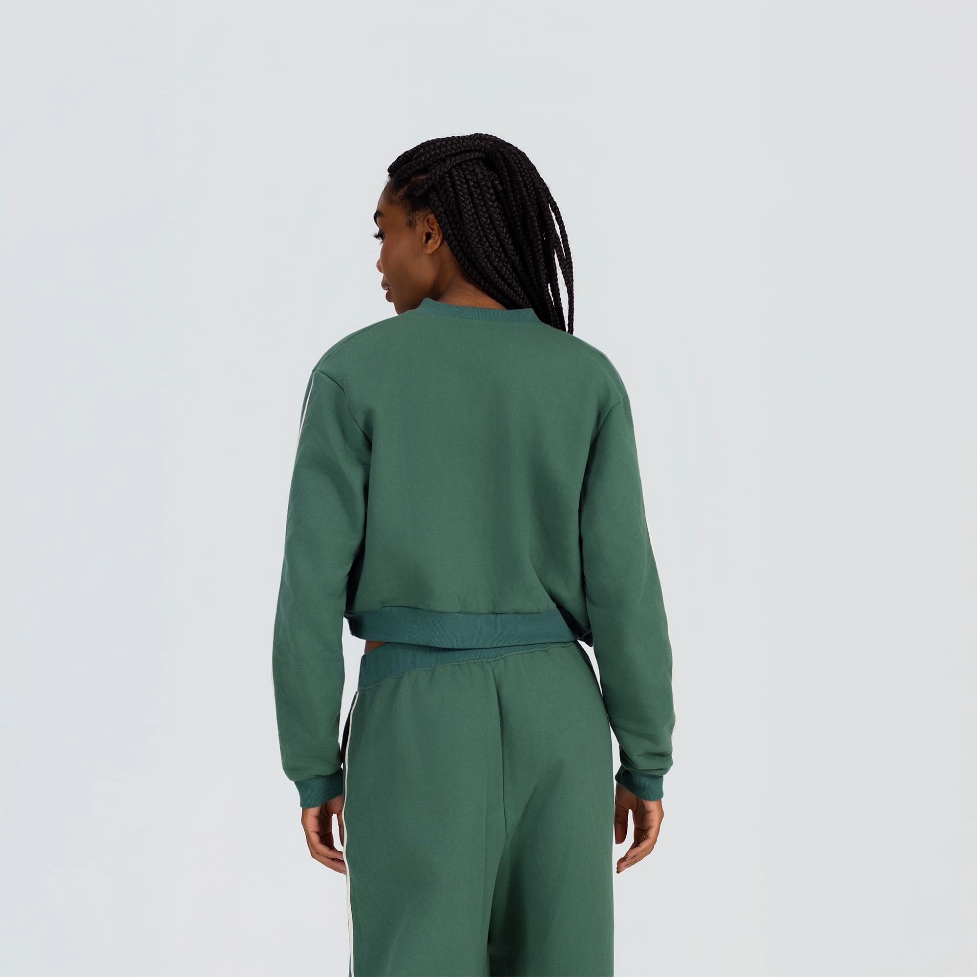 Calça moletom flare vivo lateral verde amazonia