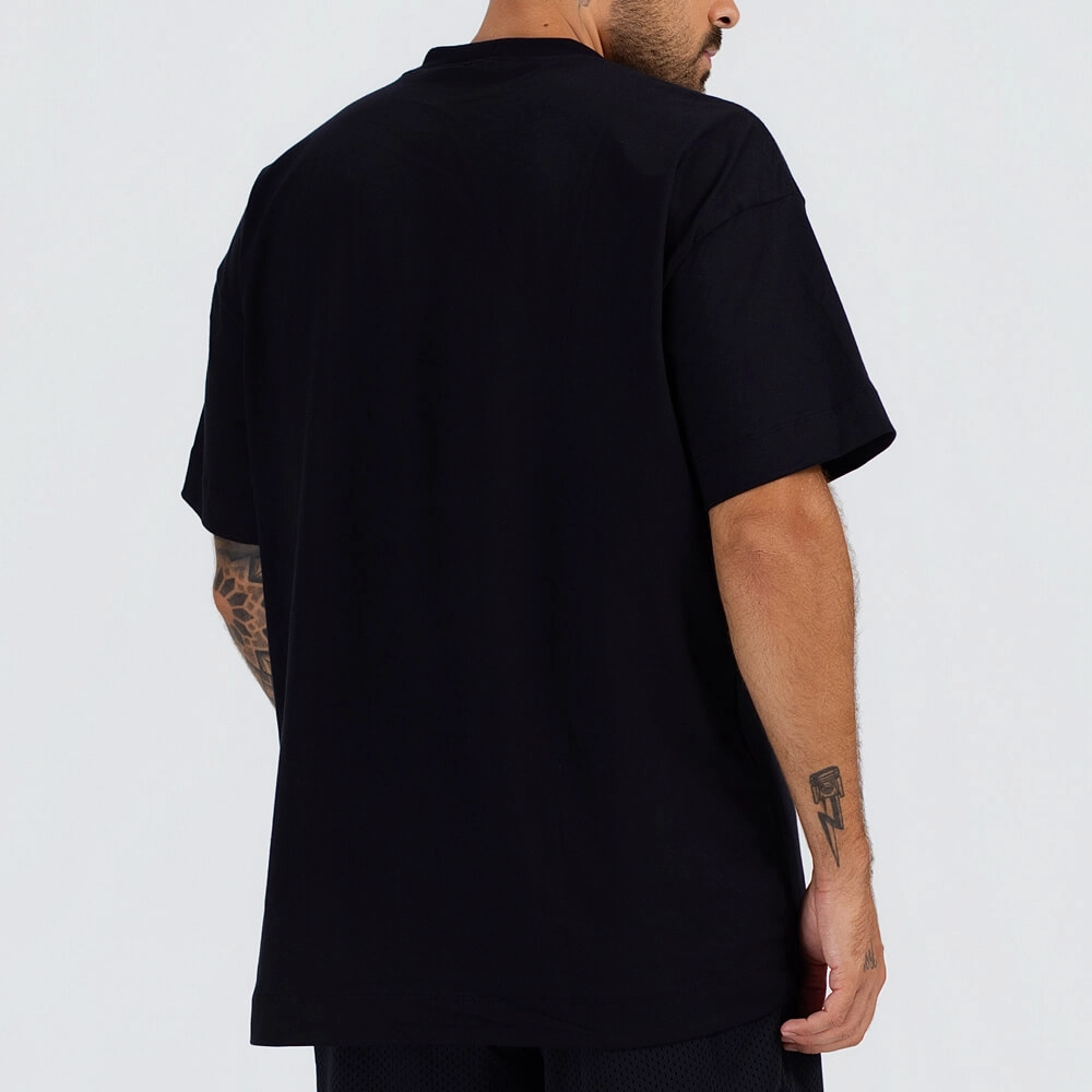 Camiseta Oversized Growth Garras Preto